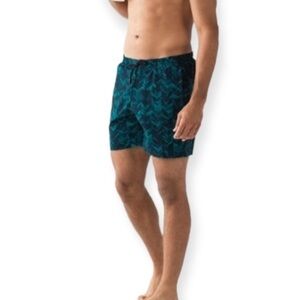 Lululemon Men’s Thigh Tide 7” Black and Green Palm Trunks‎ Size XL